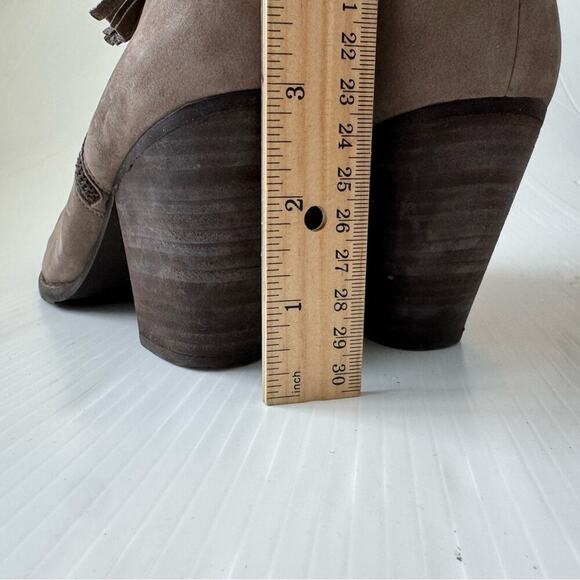 Stuart Weitzman western booties size 8.5 beige women’s boots **see note - Picture 5 of 9